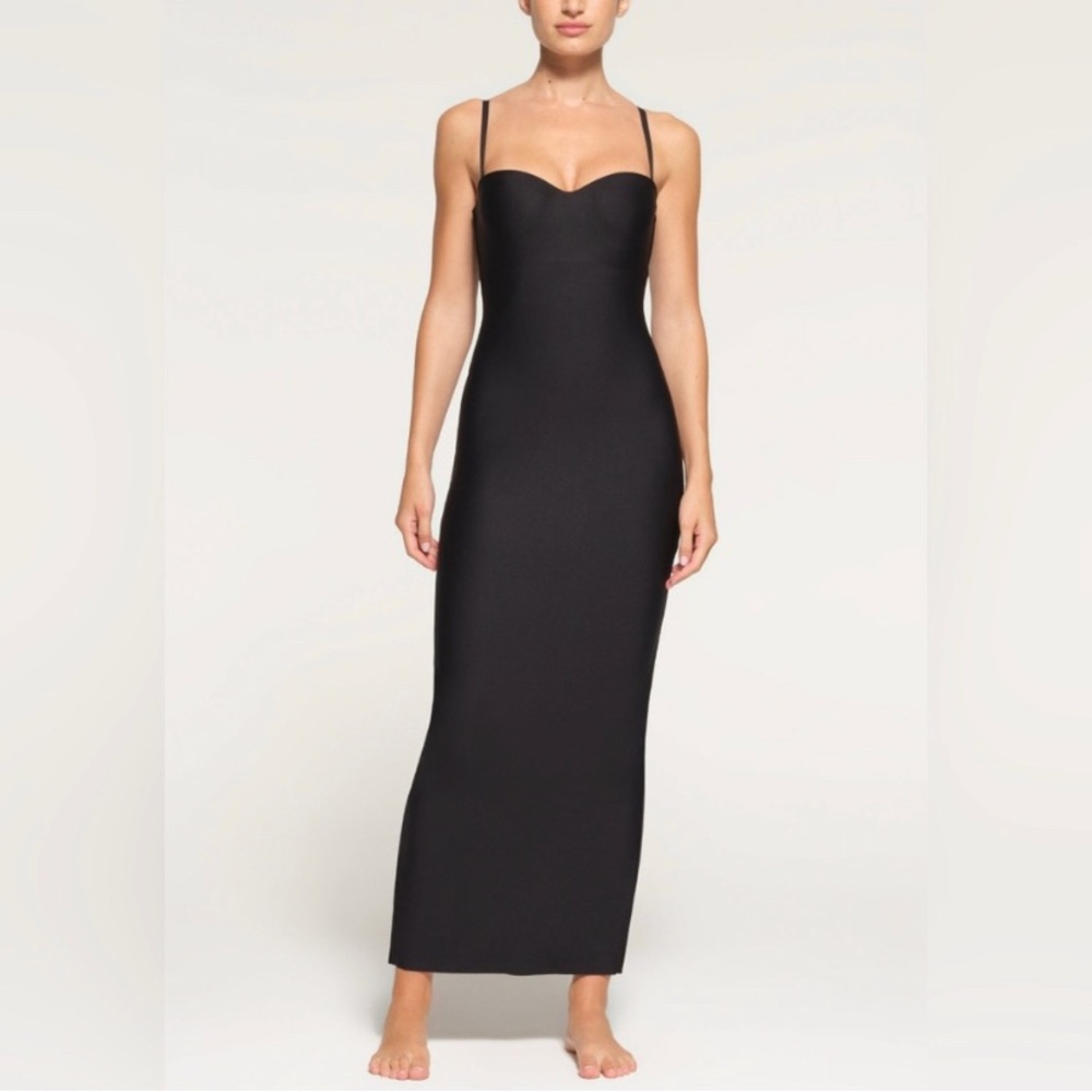 NWT Skims Body Molded Underwire Dress Onyx/Black Size XL